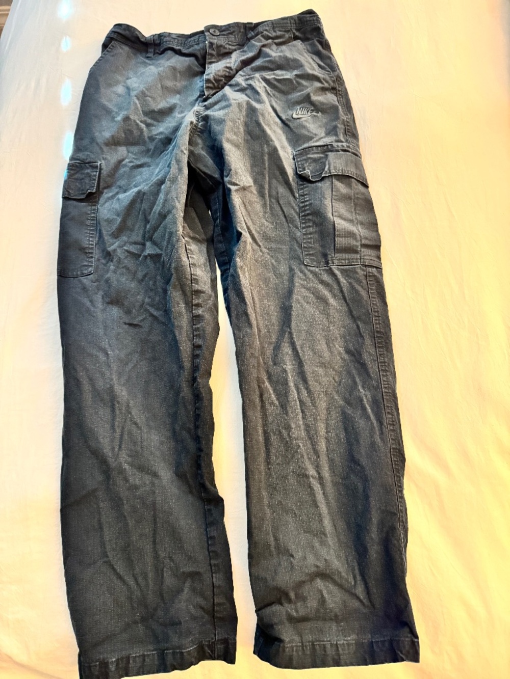 Nike Men’s Medium Utility Cargo Pants in Black